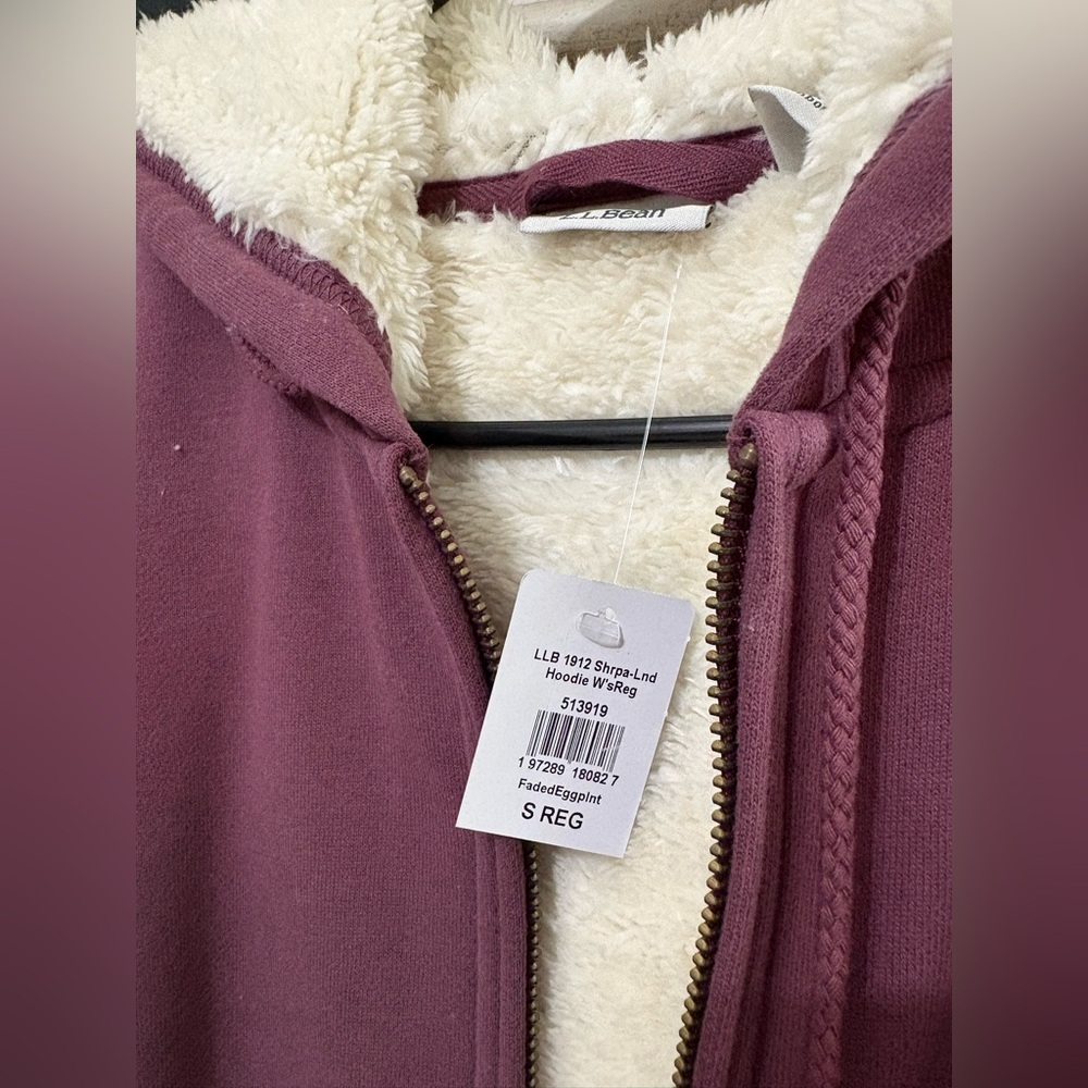 Women’s L.L. Bean Sherpa lined hoodie small - Picture 2 of 3